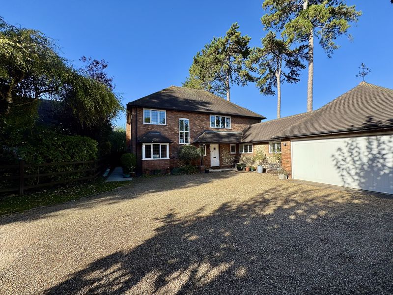 Manor Gardens Wooburn Green